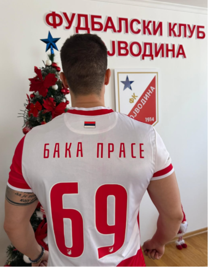 POTEZ KOJI ĆE IZAZVATI LAVINU REAKCIJA Vojvodina objavila da pušta u prodaju specijalan dres Bake Praseta, Zbiljić poručuje: Biće najprodavaniji (FOTO)