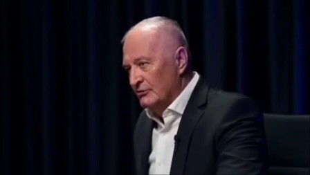 HELEZ UDARIO NA VUČIĆA! Misli da je bitan, pa mu postavio uslov: Biće mira kada priznate da ste genocidni!