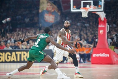 ZVEZDINA BRUKA U KAUNASU Žalgiris demolirao crveno-bele sa 32 razlike i naneo im deseti poraz u Evroligi