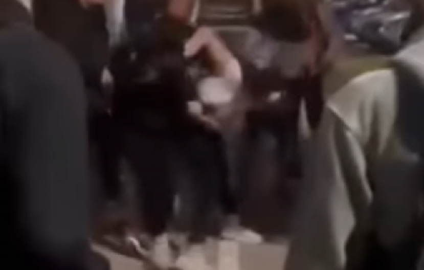 DVA KLINCA (15) UNAKAZILI OD BATINA TINEJDŽERA (18) Sukob izbio nakon verbalne rasprave u ugostiteljskom objektu