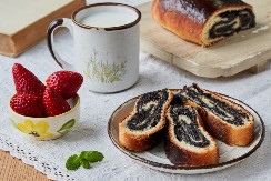 NEODOLJIVA ŠTRUDLA SA MAKOM Fenomenalna i sočna, najbolje tražite duplu meru