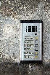 ŠTA TAČNO ZNAČI VAŠE "PORODIČNO IME"? Ovo su neka najstarija srpska prezimena i njihova značenja