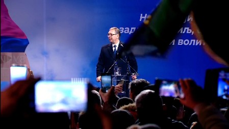 VUČIĆ NA MITINGU U JAGODINI POSLAO JASNU PORUKU Zna moja Srbija kako je napadnuta danas
