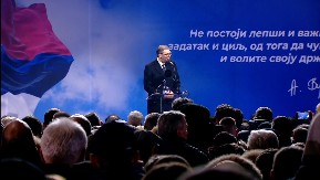 VUČIĆ PODSETIO NA SRAMNE POTEZE DOSMANLIJA "Srbe su u crnim džakovima sprovodili do Haškog tribunala"