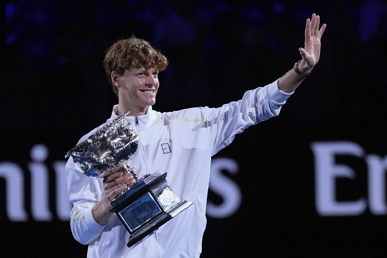 ZVEREV ĆE JOŠ MORATI DA ČEKA Siner na dominantan način odbranio titulu na Australijan openu!