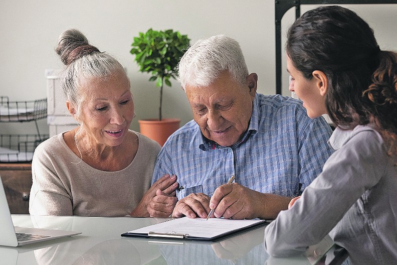 JOŠ JEDAN USPEH PENZIONERSKE KARTICE Potpisan sporazum o popustima sa više medicinskih ustanova