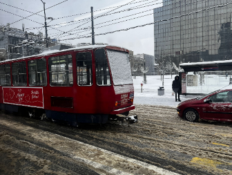 IZMENJENO 10 LINIJA GSP Poledica pravi problem, ako idete prevozom ovo morate da znate
