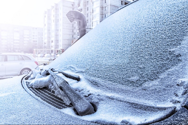 Polovan košta oko 1.500 evra - ko vozi ovu legendu, nema brige na snegu