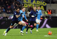 BEZ PROMENA NA VRHU Inter i Napoli priredili dobru fudbalsku predstavu, ali bez pobednika