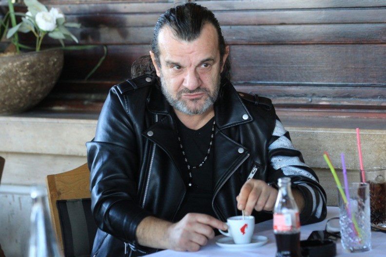 "TAČNO NAS JE GAĐAO DA IDEMO U PROVALIJU..." Aca Lukas o incidentu na Romaniji 