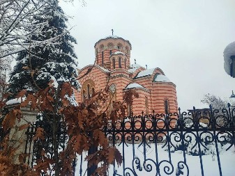 DO PONOĆI MORATE ISPOŠTOVATI OVE OBIČAJE Večeras se dočekuje Srpska nova godina, evo šta priziva sreću