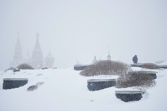 MOSKVA ZATRAPANA SNEGOM! Visina premašila pola metra 