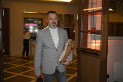 "ZAMERIO BIH SE OCU KADA BIH REKAO SVE, ODVRATNE STVARI U PITANJU" Brat Rade Manojlović nakon toliko godina otkrio pravo stanje u porodici 