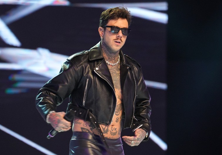 "SLAO JE TO, KAKO BI SAZNAO ŠTA MU RADI DEVOJKA" Bivša raskrinkala Đukića do srži!