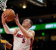 NE IDE, PA NE IDE Šta je sa Nikolom Jovićem?