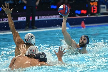 SRBIJA POTOPILA FRANCUSKU "Delfini" zablistali na otvaranju druge faze šampionata Evrope: Sledi vaterpolo klasik sa Mađarima u borbi za polufinale!  