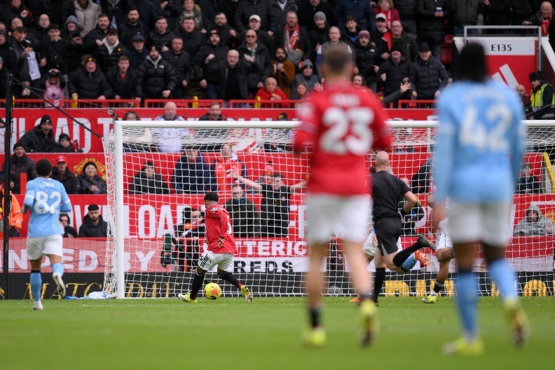 MANČESTER JE CRVEN Junajted razbio Siti, "crveni đavoli" dali pet golova, tri im poništena