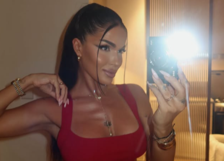 "NIJE MI BILO PRIJATNO" Teodoru Džehverović gađali čašom na nastupu, oglasila se nakon incidenta!