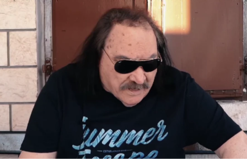 PEVAČ PUCAO SEBI U GRUDI Zbog tragedije pao u depresiju, pa pokušao sebi da oduzme život