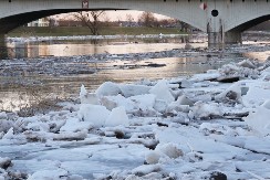 LEDENE MASE SE GOMILAJU, LEDOLOMCI NA TERENU "Nikada ranije nismo videli ništa slično"