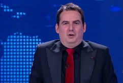 „MRZIM HRVATE, ALBANCE, MUSLIMANE…“ Skandalozna pesma Zorana Kesića - Prodaje autošovinizam kao humor (VIDEO)