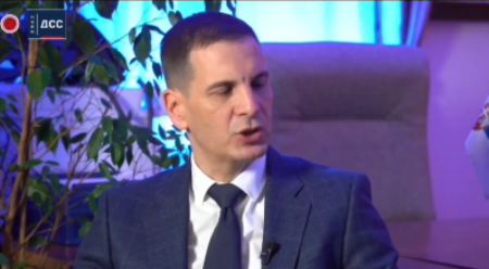 NE SASTAJE SE SAMO ZAGORKA DOLOVAC SA STRANIM AMBASADORIMA  Predsednik DSS Miloš Jovanović JAVNO PRIZNAJE DA ŽELI DA GA STRANE AMBASADE DOVEDU NA VLAST!