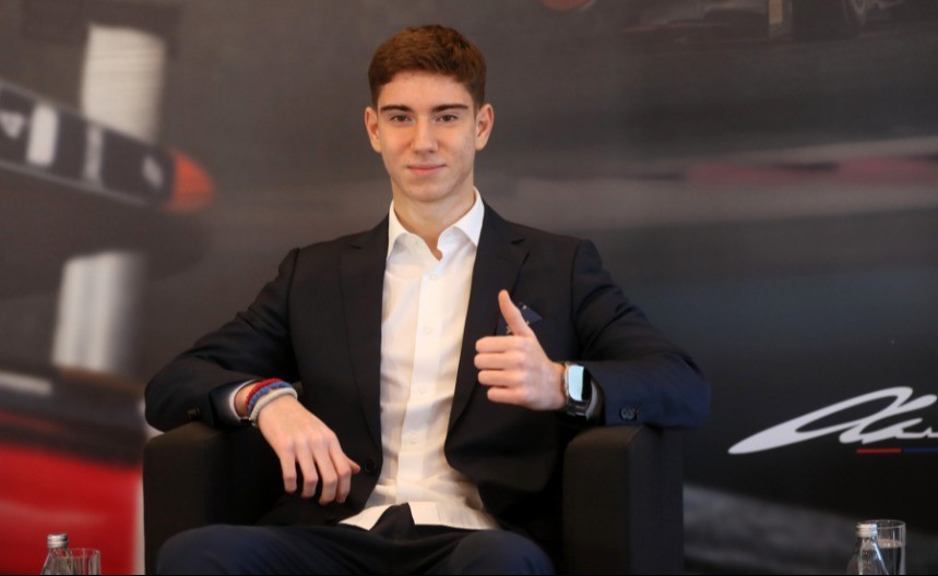 SJAJNO Mladi srpski automobilista Andrija Kostić debitovao u Formuli 3