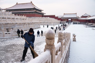 ŠKOLE POD KATANCEM ZBOG NEVREMENA: Hladni front pogodio Kinu 
