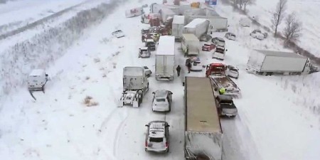 LANČANI SUDAR SA VIŠE OD 100 VOZILA Snimak ledi krv u žilama (VIDEO)