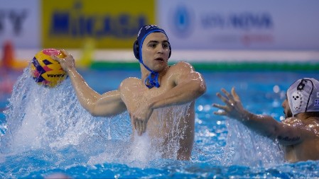 Mišićav, mlad i omiljeni vaterpolista slobodnim ženama: Ko je Vasilije Martinović, reprezentativac koji je zapalio internet?