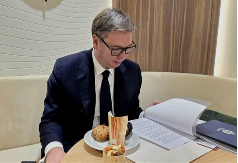 NAPORAN DAN U DAVOSU: Vučićeva poruka izazvala pažnju