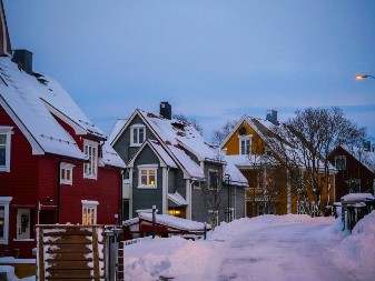 U NORVEŠKOJ KUĆE NE OBLAŽU STIROPOROM KAO KOD NAS Ovim materijalom zadržavaju toplotu čak i na –30 stepeni