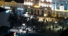 Da li su blokaderi sigurni da zaslužuju i da će dobiti poverenje blokadera iz bivše vlasti? FOTO