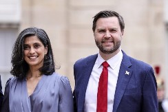 Uša Vens trudna 4. put: Šta nosi druga dama Amerike? 