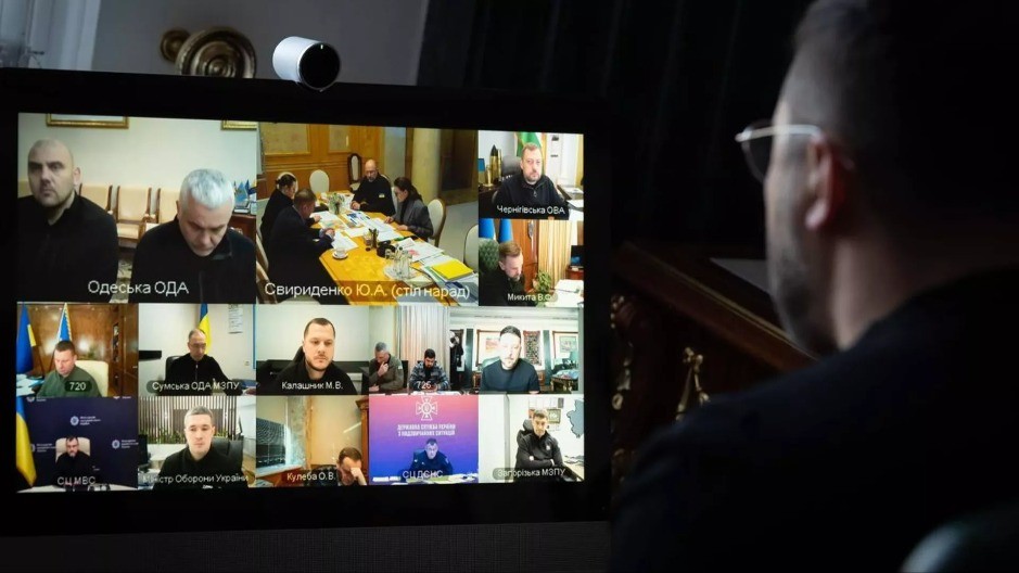 UKRAJINCI NAPALI ZELENSKOG Optužuju ga da je lažirao fotografije sastanka