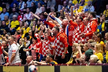 TO NIJE HUMANO Hrvati grme posle poraza na Evropskom prvenstvu, ne mogu da veruju šta im je priređeno