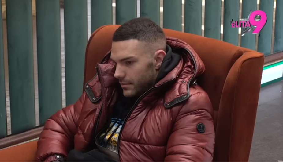 DŽEHVEROVIĆKA OPLELA PO ANĐELU Kačavenda tvrdi da joj je slao bezobrazne poruke!