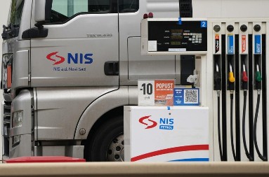 VUČIĆ SA ORBANOM O SUDBINI NIS-a "Verujem da će taj konačni ugovor biti završen do sredine marta"