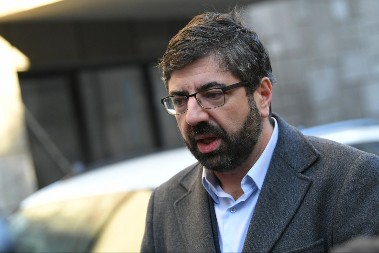 OPOZICIONARI TOTALNO ODLEPILI! Traže sankcije za građane Srbije