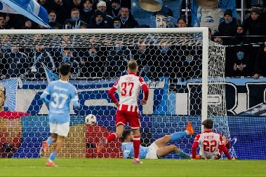 ZVEZDIN TINEJDŽER ZASIJAO U ŠVEDSKOJ Pogledajte kako je Kostov doneo prednost crveno-belima (VIDEO)