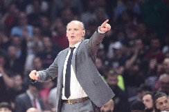 DUŠKO IVANOVIĆ PROTIV NEKADAŠNJEG KLUBA "Zvezda ima cilj da igra plej-of"