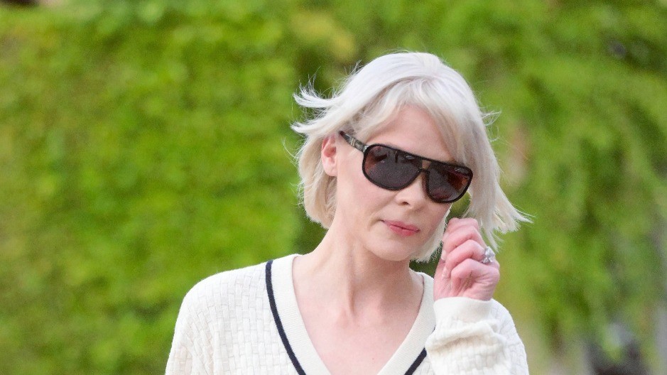 PREBRZO IM PUKLA LJUBAV Glumica i bankar nisu izdržali ni godinu dana, razvode se nakon samo ovoliko meseci