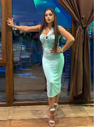 POVREĐENA NAŠA PEVAČICA Doživela nezgodu u svojoj kući