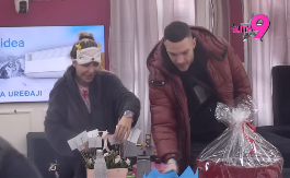 MUK U ELITI Baja poslao luksuzne poklone Aneli i Anđelu, niko ne veruje šta se desilo! (FOTO)