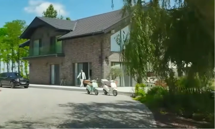 SRPSKI MILIONER NAPRAVIO PRIVATNU BOLNICU U RODNOM SELU U vili je sve opremio zbog teško stanja roditelja