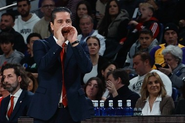 SFEROPULOS PONOVO U CENTRU PAŽNJE Za Zvezdu stigle loše vesti, evo i zašto