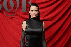 TRENING ADRIJANE LIME Evo kako svetska lepotica ostaje u formi, bez jedne stvari ne pomaže ni najskuplja oprema