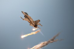 Zbogom, F-16 - posle 46 godina službe, ide u penziju 