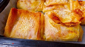 POGAČICE SA ŠUNKOM MIRIŠU NA DOM Fini, brzi i hrskavi, a mališani ih obožavaju