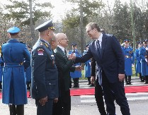 "NASTAVLJAMO SA MODERNIZACIJOM" Predsednik Vlade Vučević: Samo jaka Vojska Srbije garant je očuvanja mira, stabilnosti i suvereniteta naše otadžbine